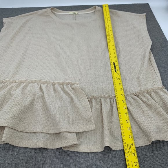 Aveology Cute‎ Ruffled Blouse 22/24 Beige Textured Knit Top - Picture 3 of 12